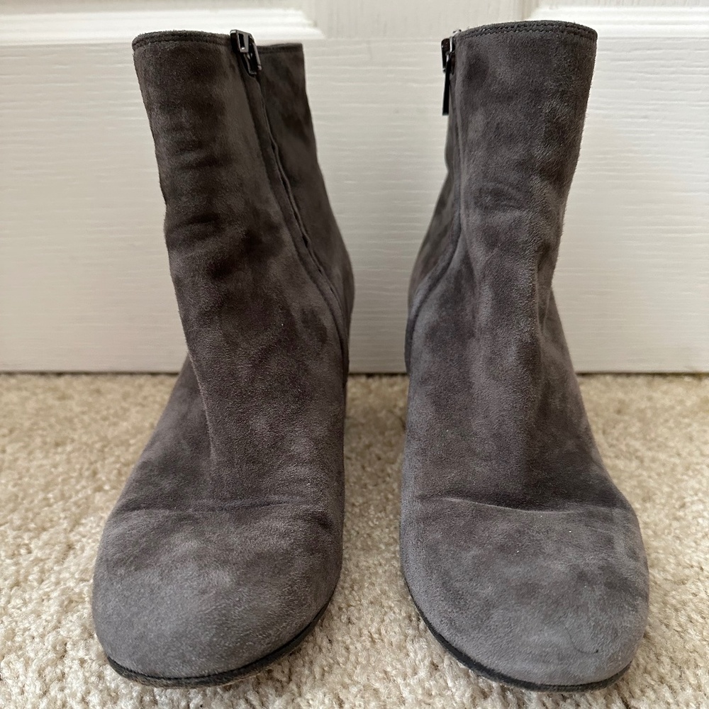 Vince Gray Blakely Suede Heeled Ankle Boots | Size 8 / 38